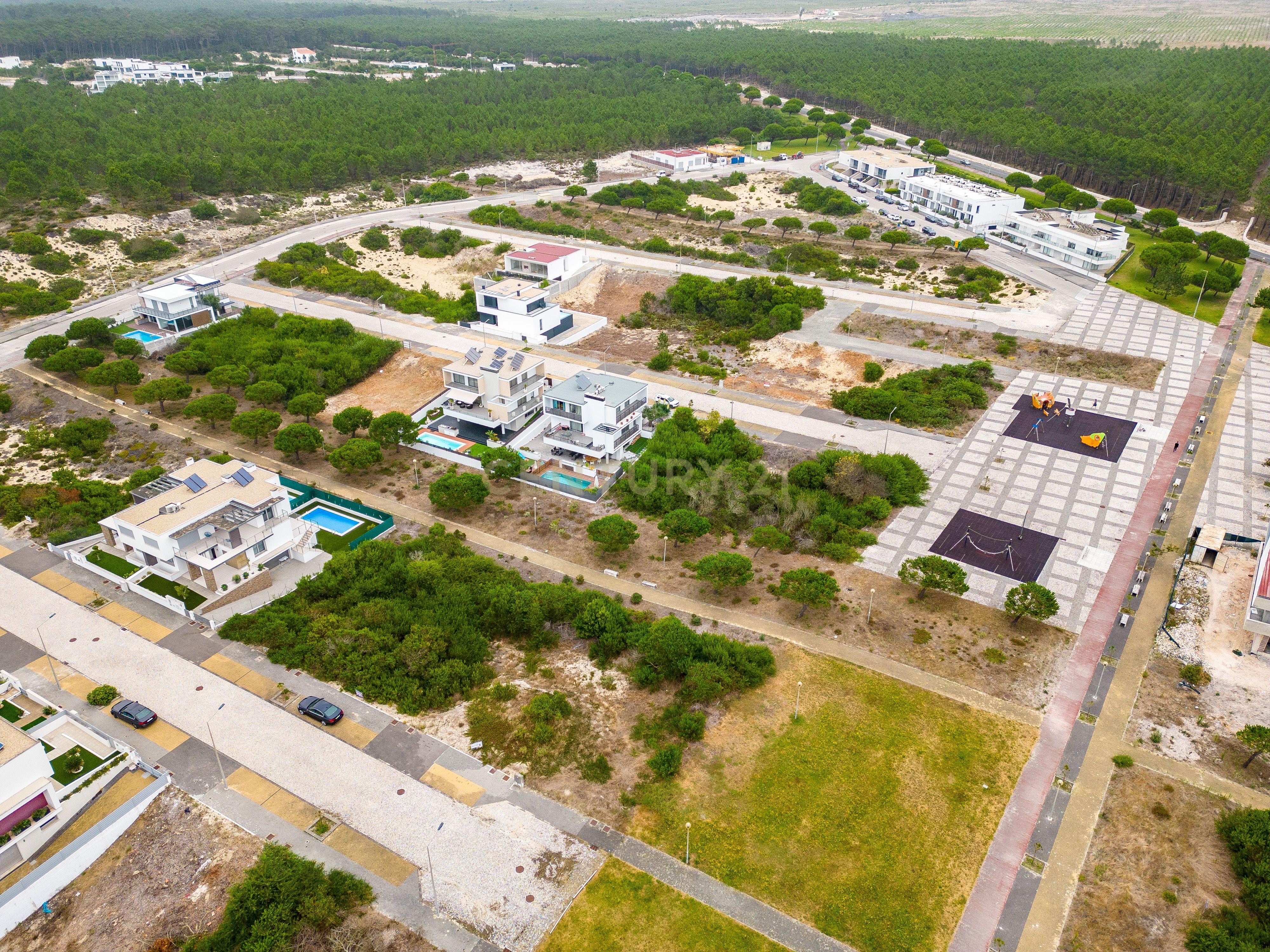 Excelente lote para construção à beira mar - Image 13