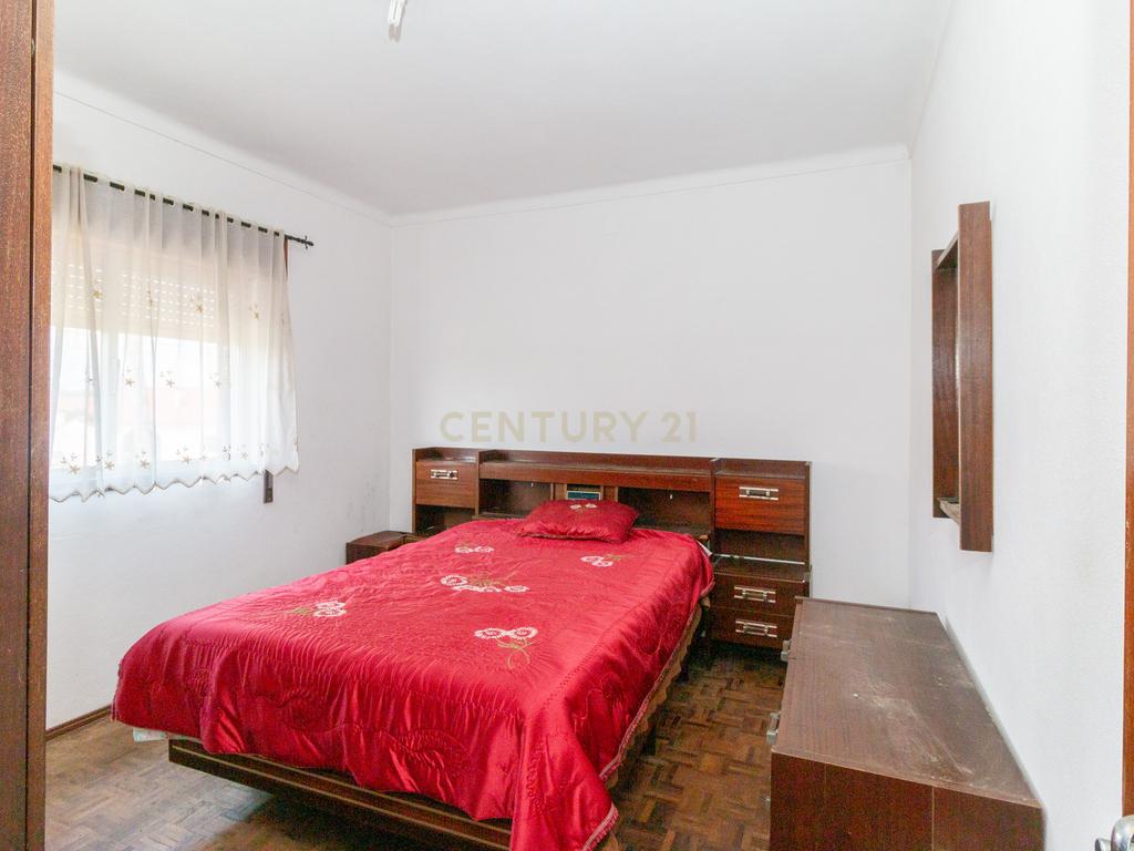 Excelente Moradia T4 - Image 15