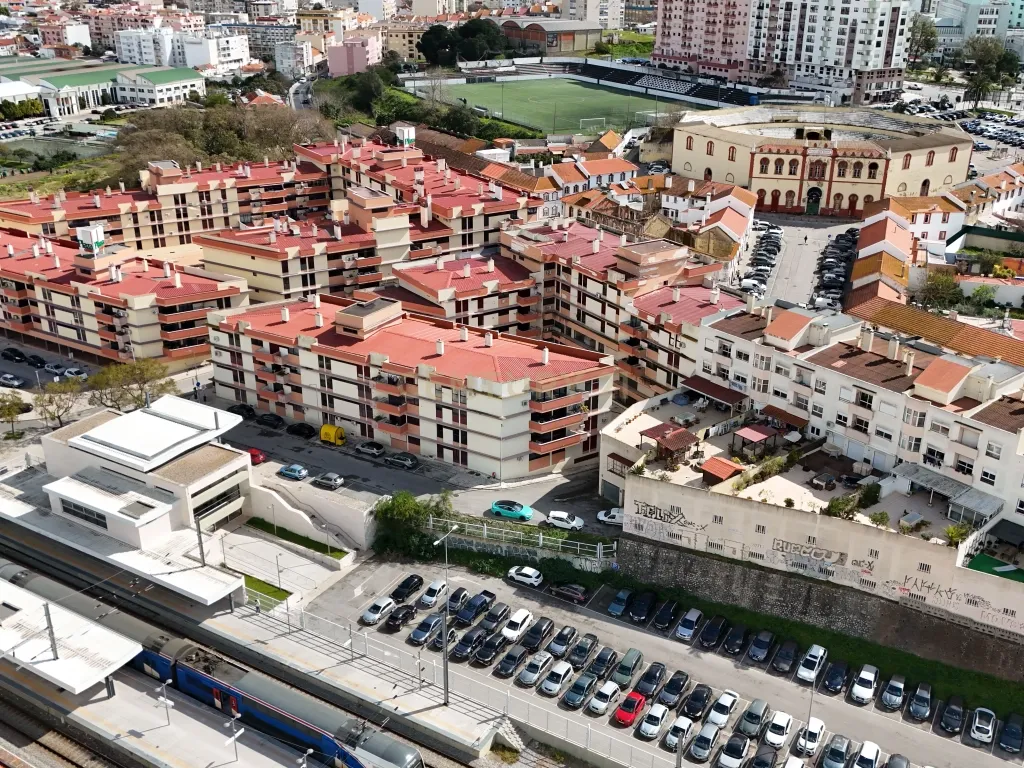 Apartamento T3 com 155 m², estacionamento e arrecadação em São Sebastião, Setúbal - Image 21