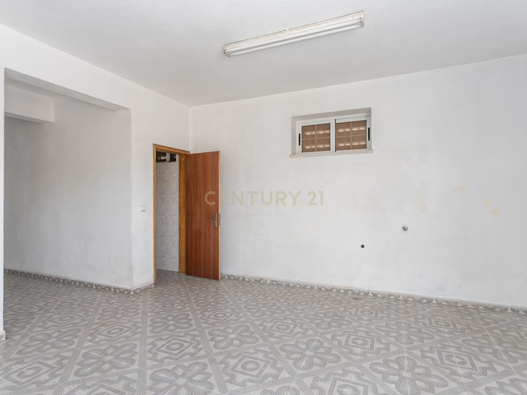 Moradia de 6 assoalhadas em lote de 500 m2 - Image 45