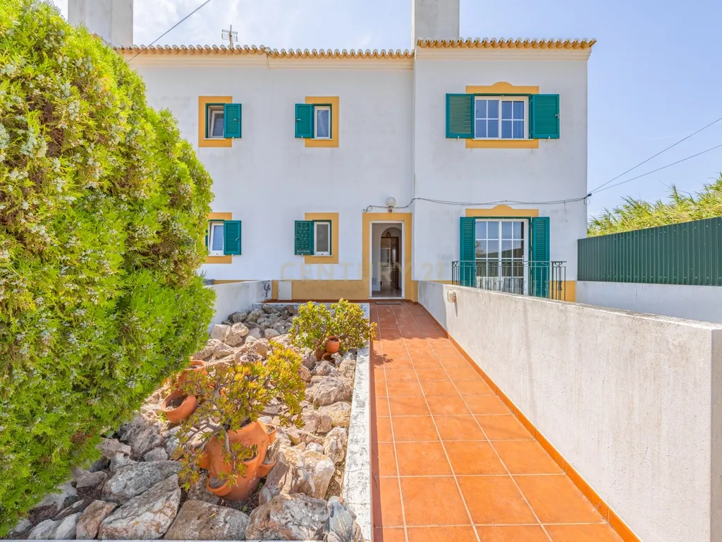 Moradia T3 com Jardim e Garagem em Sagres — Viva o Algarve ao Ritmo do Mar - Image 5