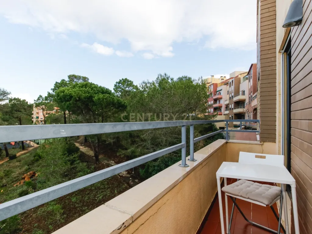 Apartamento como novo T3 – Quinta Da Graciosa, Estoril - Image 12