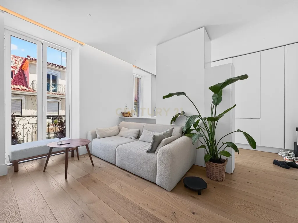 Apartamento T2 em Arroios, Lisboa - Image 1