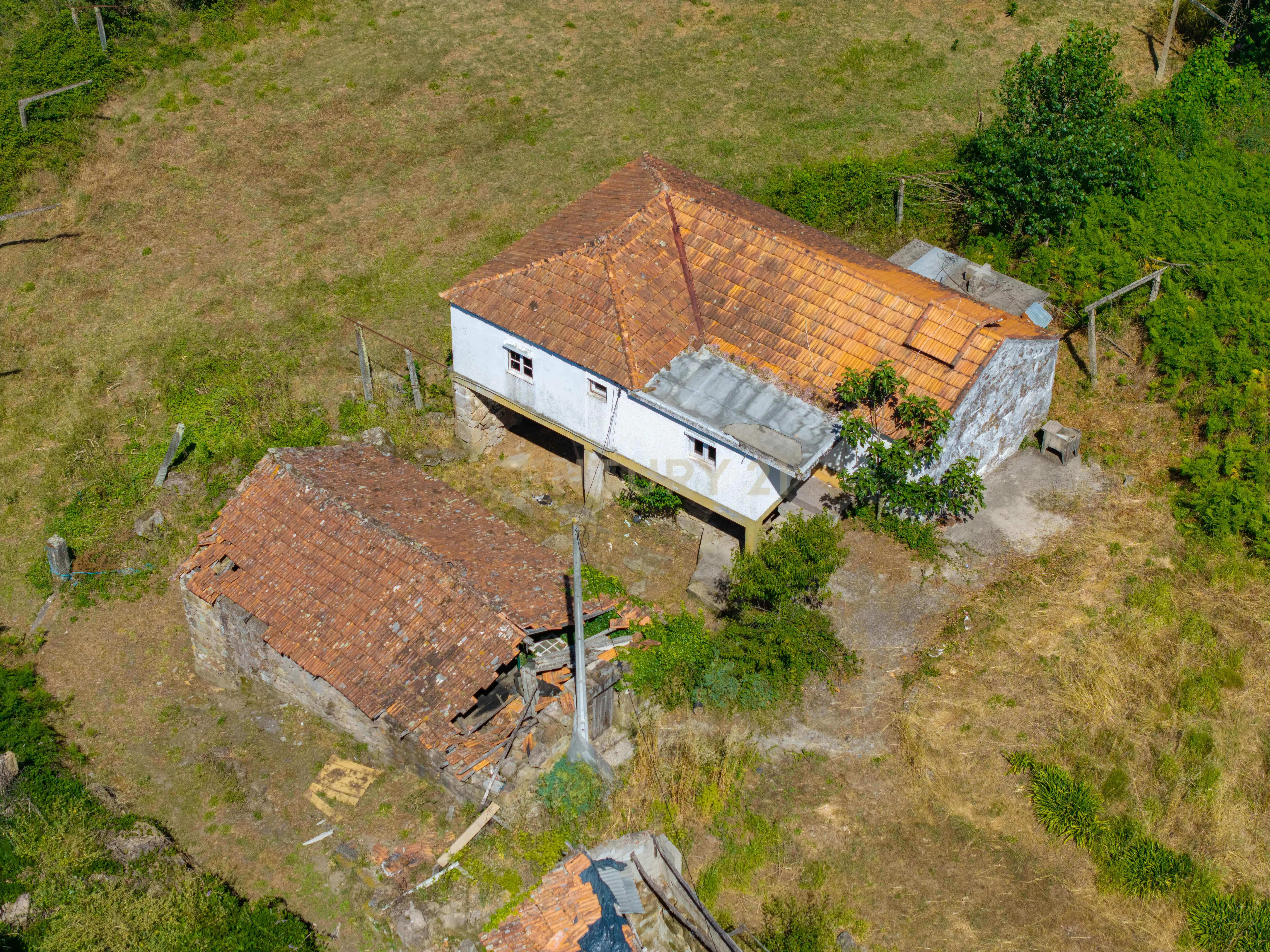 Fotografia 5 de Moradia para Recuperação em Vila Boa do Bispo, Marco de Canaveses