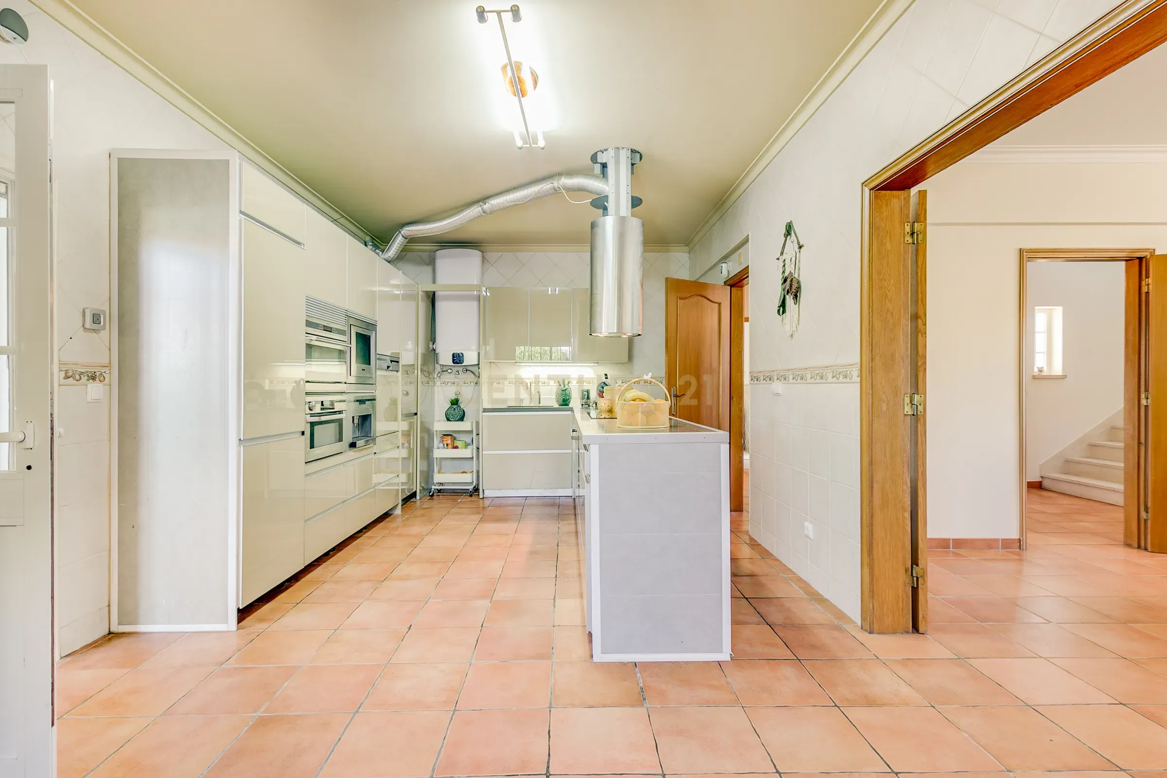 Moradia Rural T4 com Piscina e Jardim — Entre Setúbal e Lisboa - Image 23