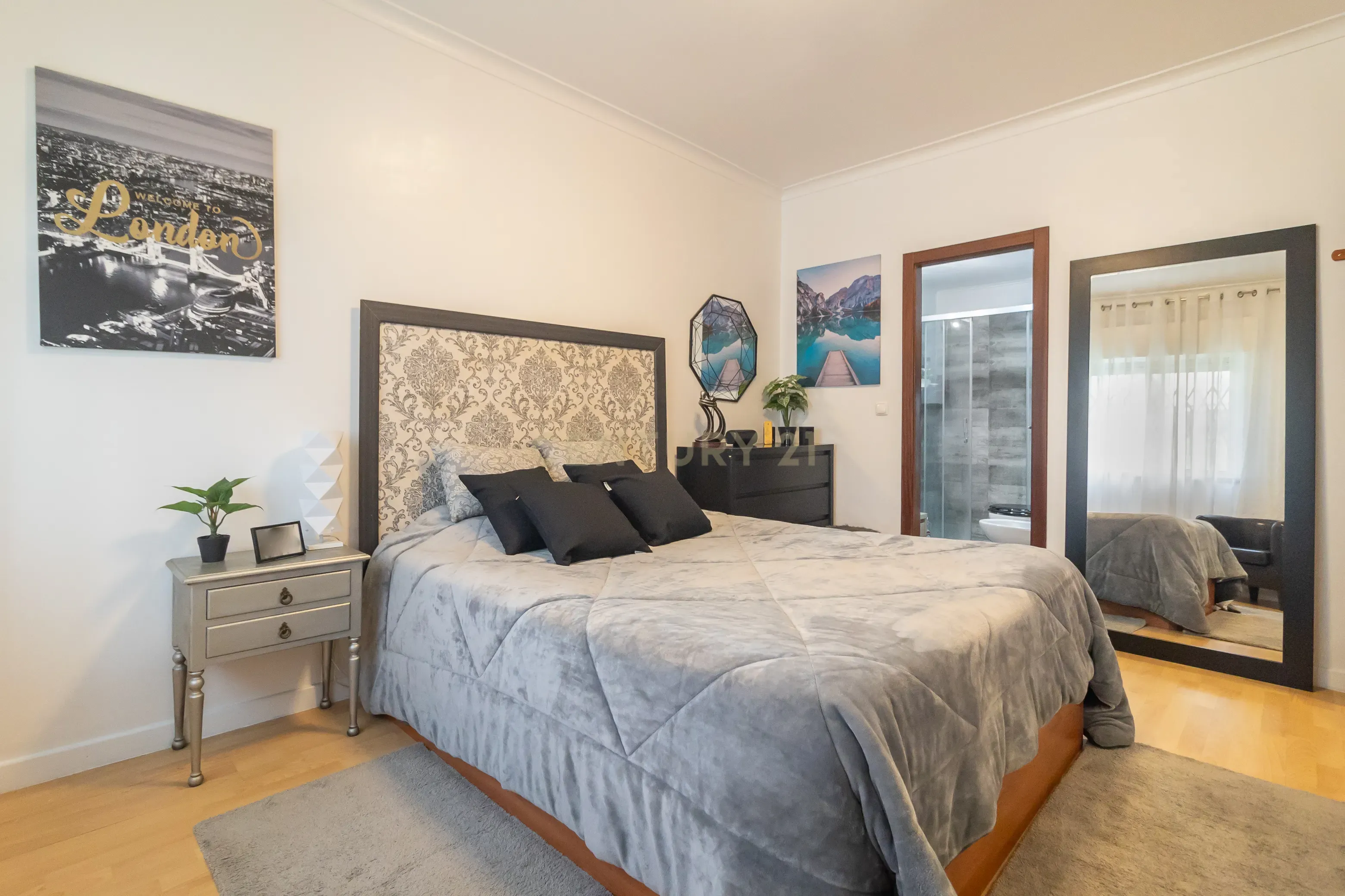 Apartamento T3 c/ 2WC em Vale Flores (RESERVADO) - Image 20