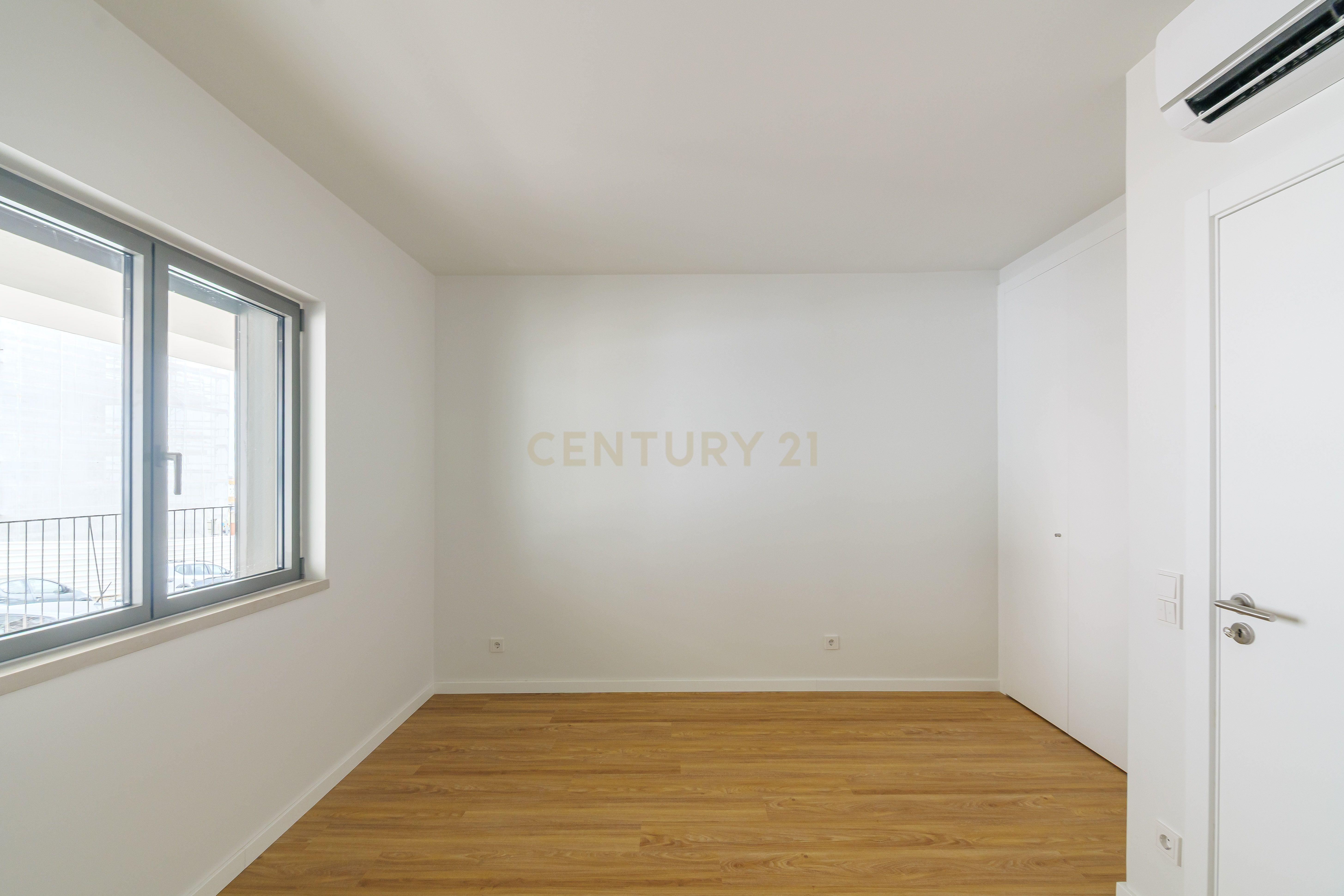 Apartamento T2 à venda em Santo António dos Cavaleiros e Frielas, Loures — foto 4