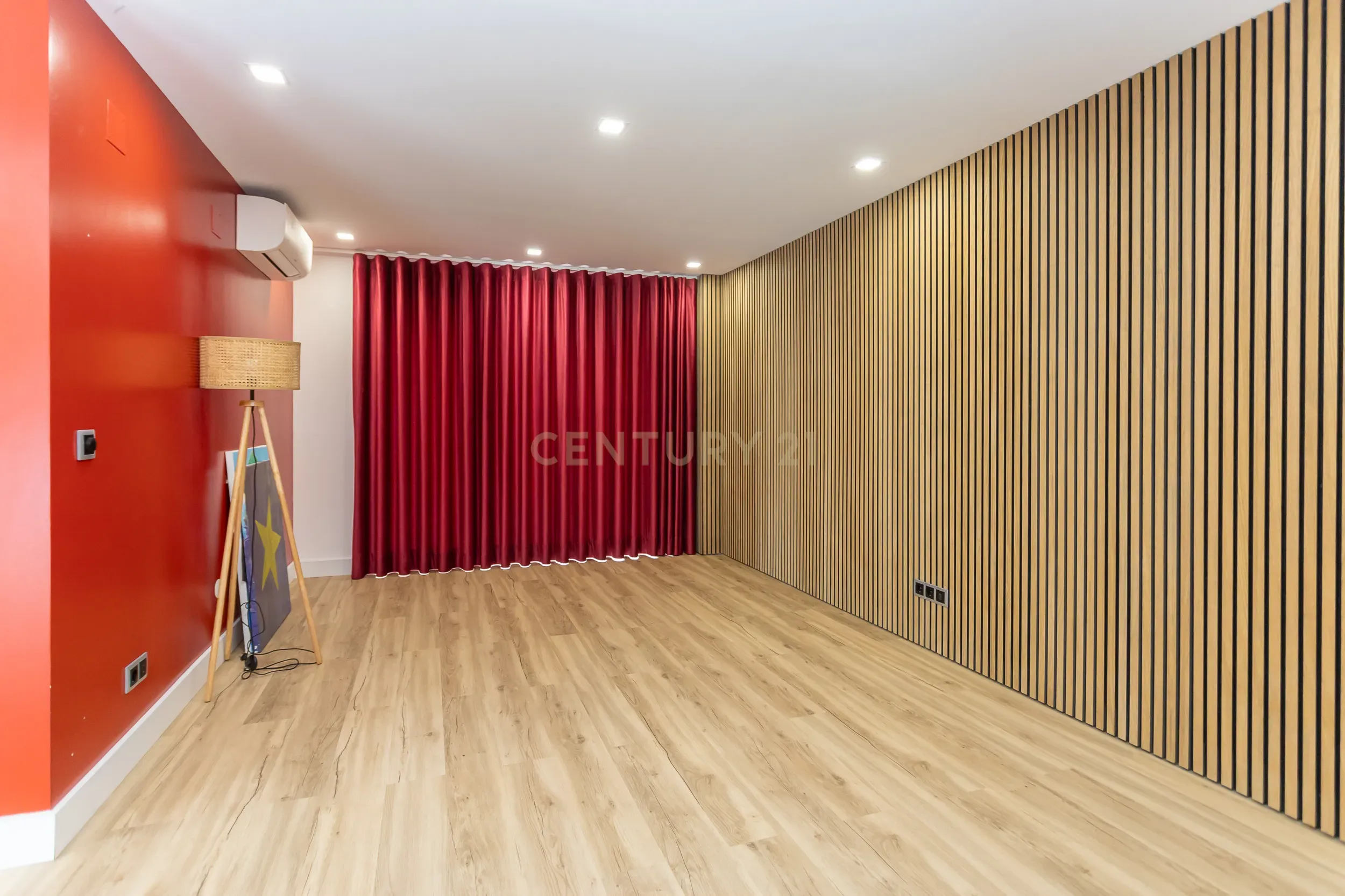 Moradia contemporânea, com piscina, no Aroeira Village, Concelho de Almada - Image 57