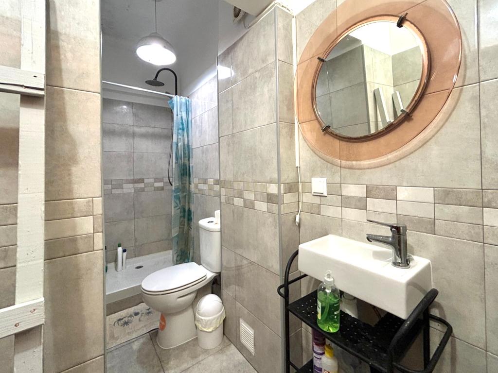 Apartamento T3 na avenida principal de Corroios - Oportunidade Única! - Image 10