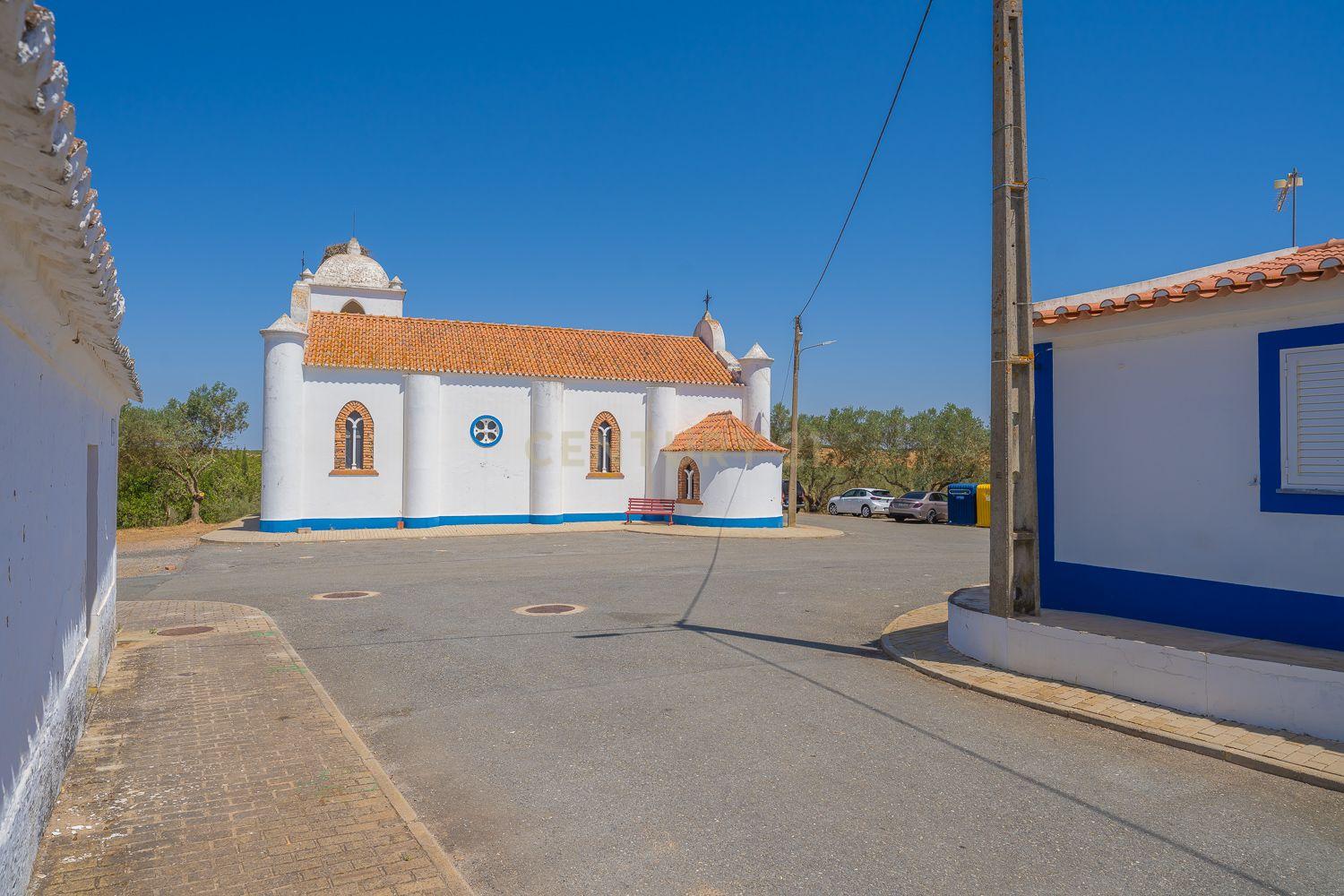 Fotografia 9 de Moradia T2 para Remodelação Total em Vale de Açor de Cima – Mértola