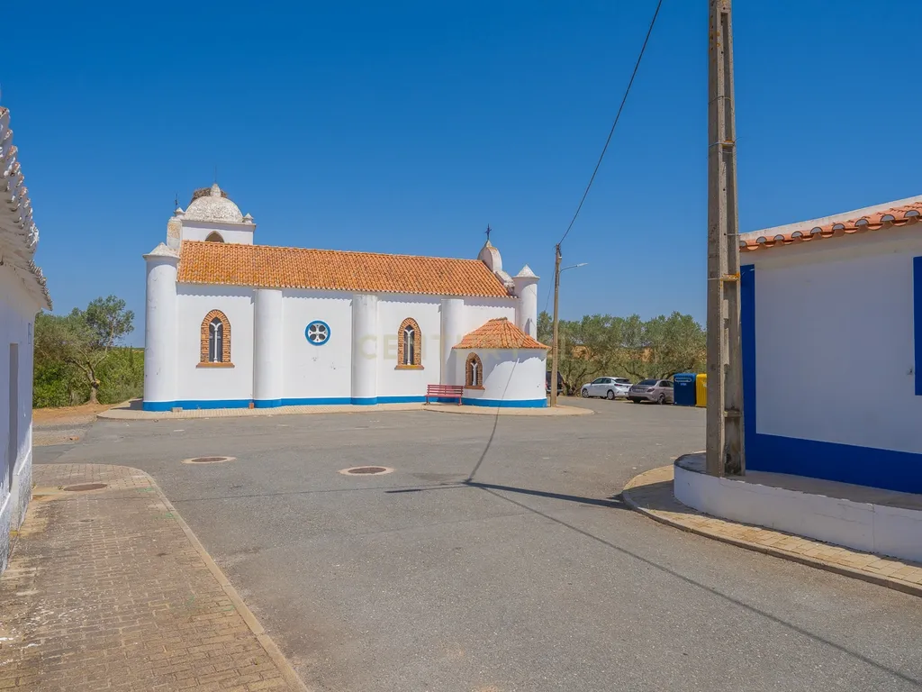 Moradia T2 para Remodelação Total em Vale de Açor de Cima – Mértola - Image 9