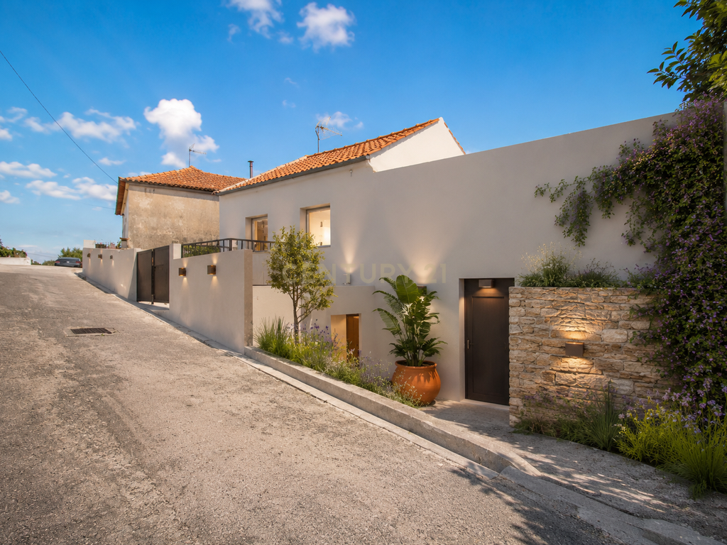 Moradia para recuperar com 250 m² em Vila Verde – Figueira da Foz - Image 2