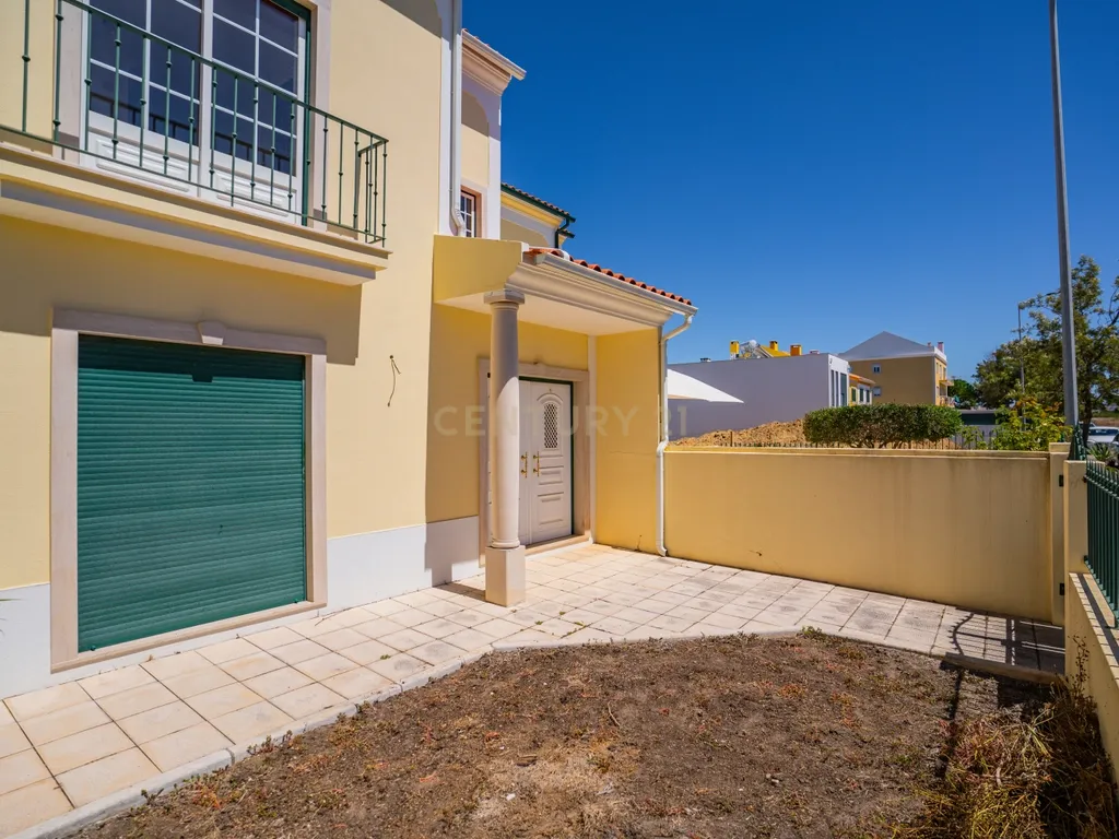 Moradia T4 na Urbanização Quinta do Pinheiro Manso – Caldas da Rainha - Image 30