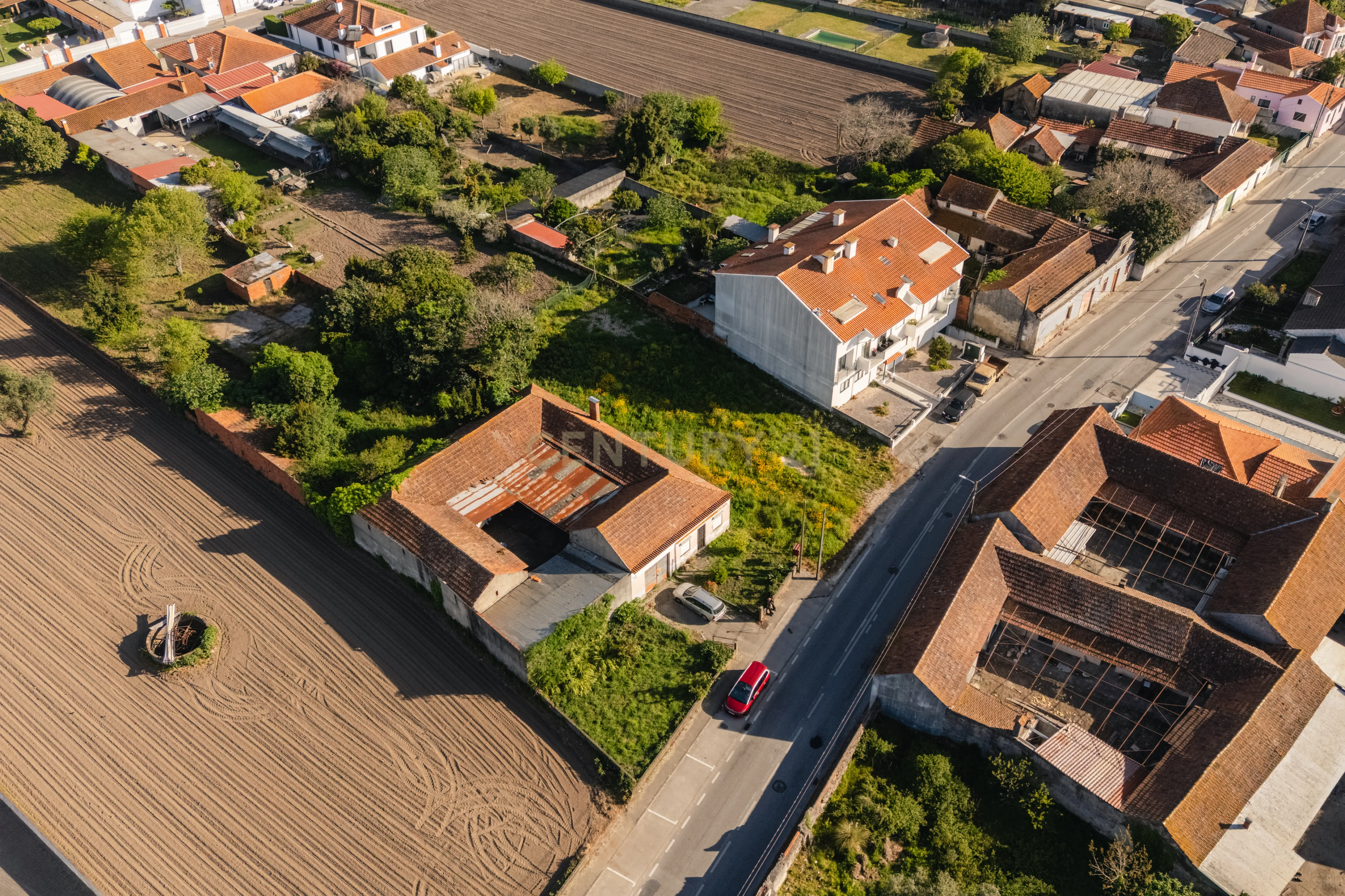 Fotografia 9 de Terreno Urbano em Quintãs , Oliveirinha - Aveiro