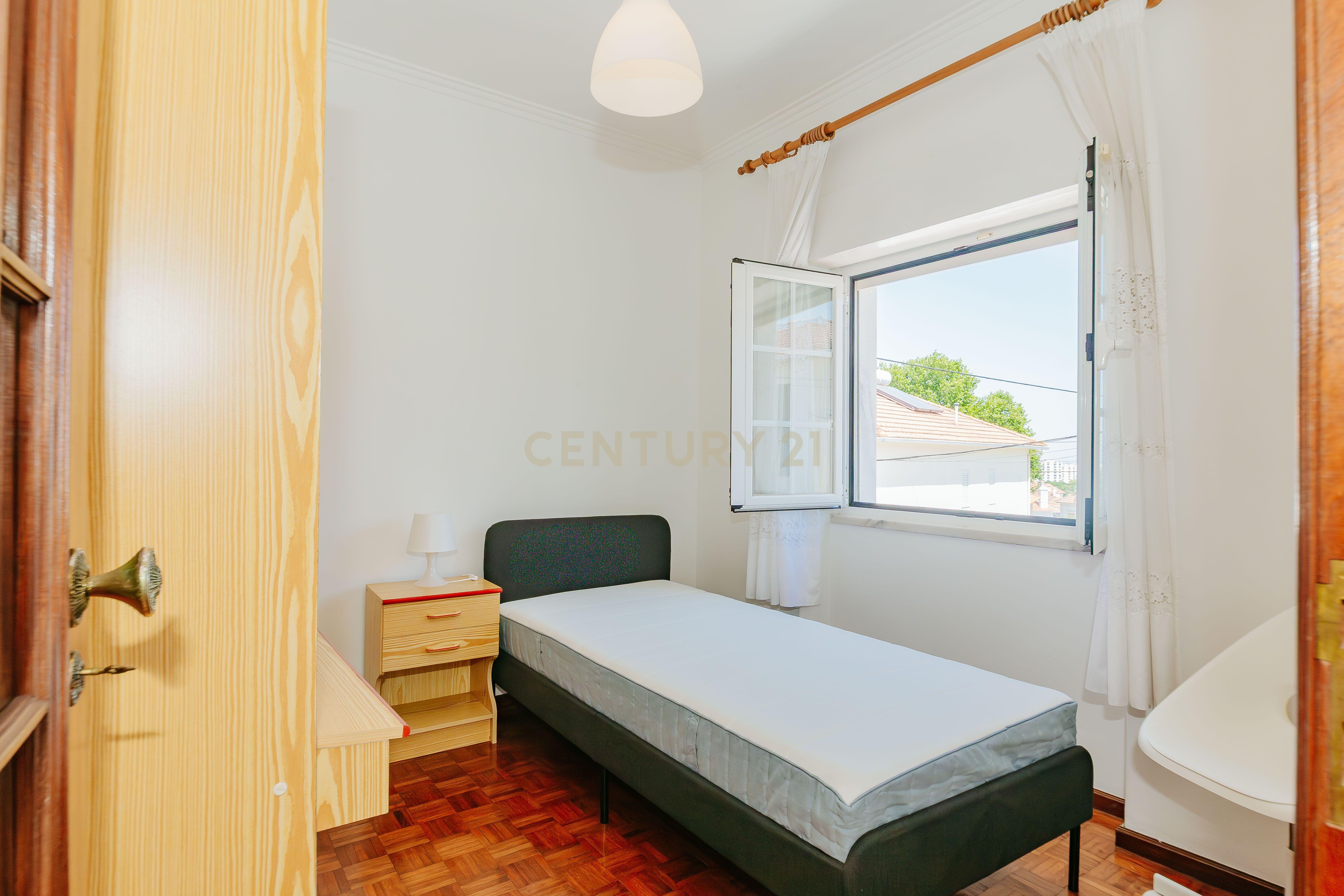 Arrendamento de Quarto para Estudante em Moradia em Lisboa