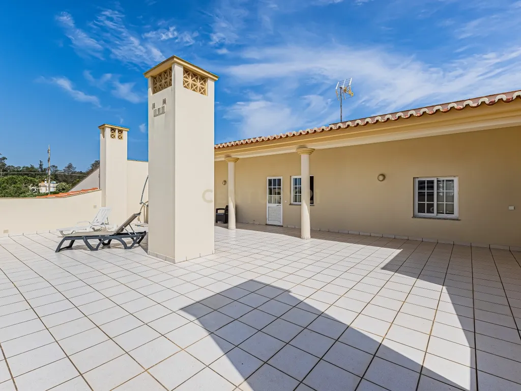 Apartamento T3 com 180 m² a 5 minutos da Praia do Vau – Portimão - Image 25