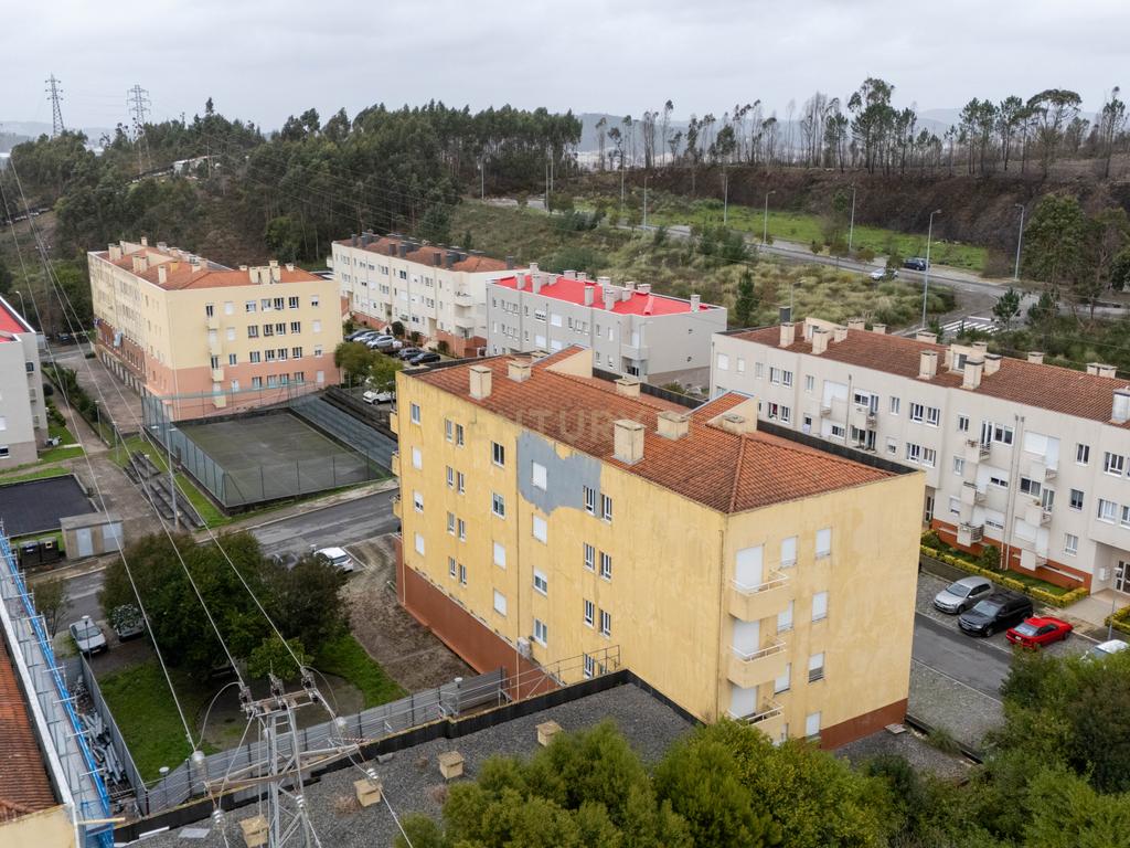 Conforto e Funcionalidade: T2 com Garagem em Ermesinde - Image 40
