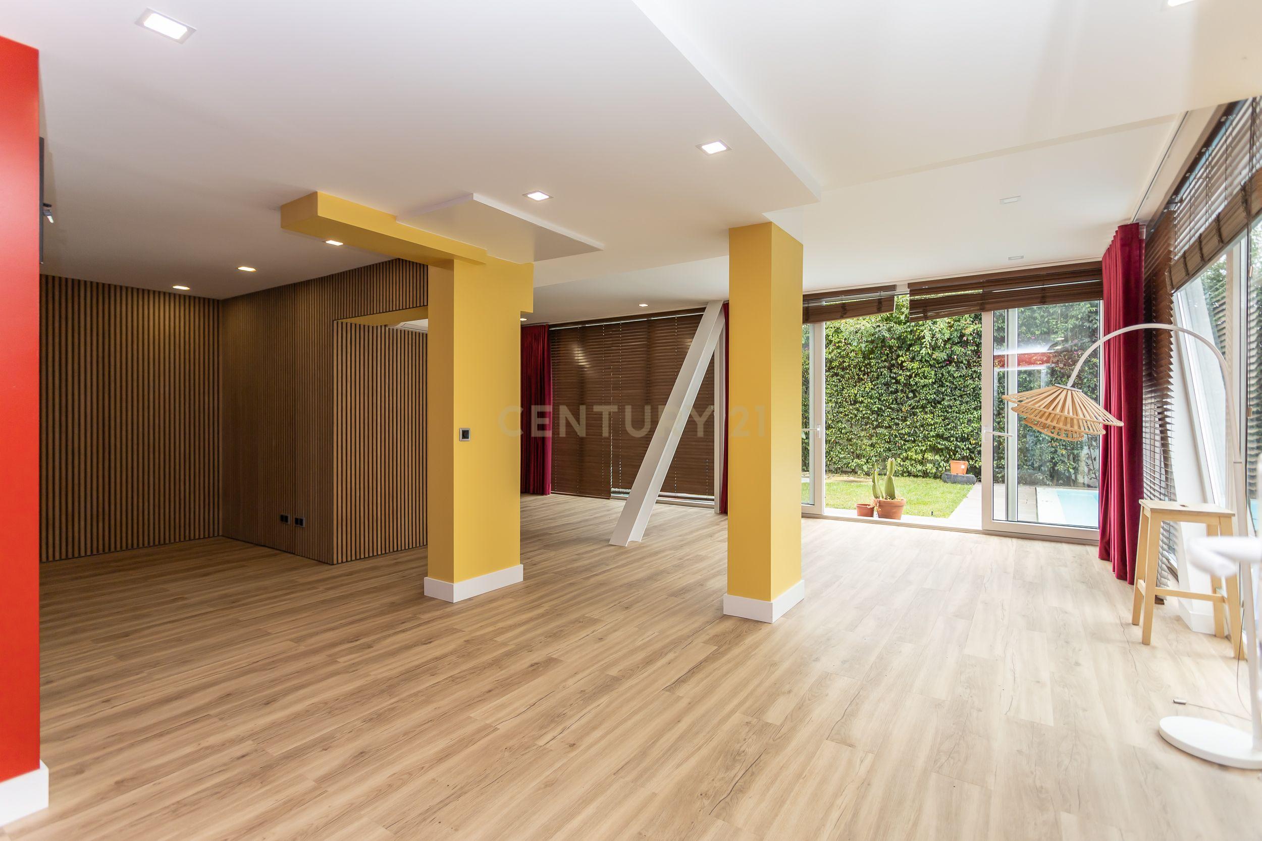 Moradia contemporânea, com piscina, no Aroeira Village, Concelho de Almada - Image 48