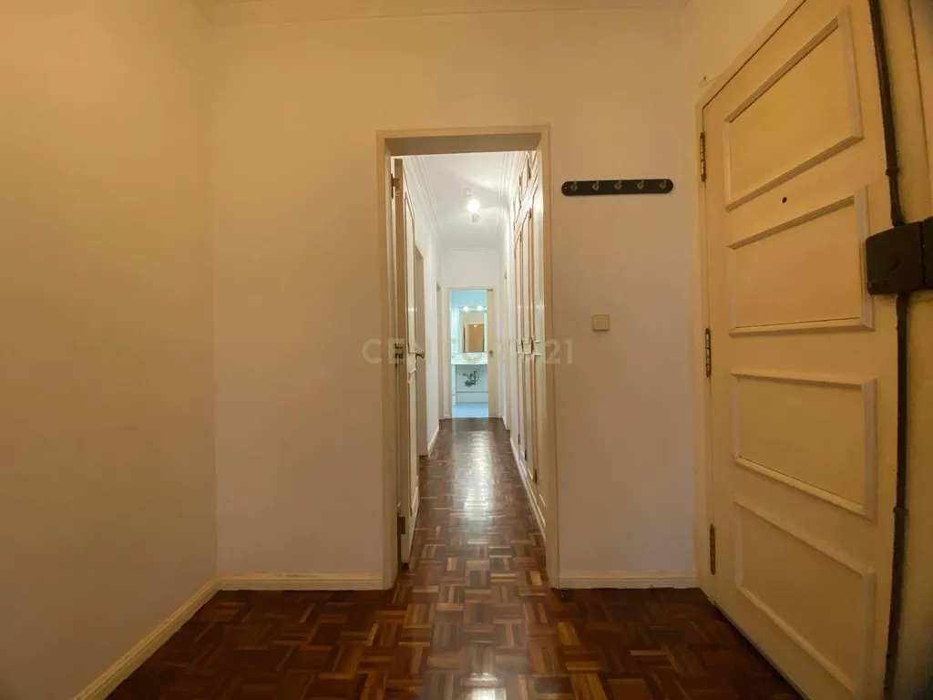 Apartamento T2 para Arrendamento - Image 17
