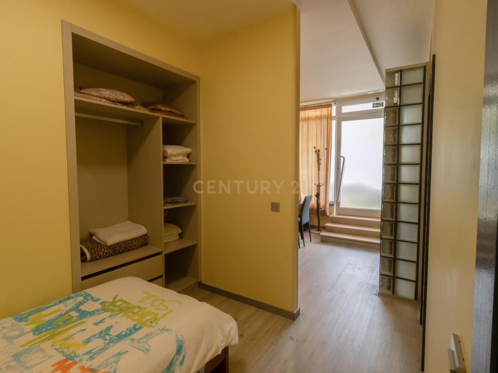 Apartamento T1+1 -Loja Renovada em Machico, Ilha da Madeira - 70m² por 180.000€ - Image 12