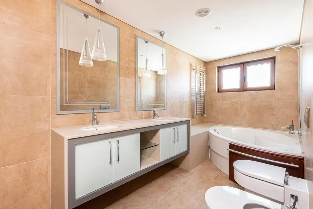 Moradia T8 de grande dimensão em S. João dos Montes, Vila Franca de Xira - Image 18