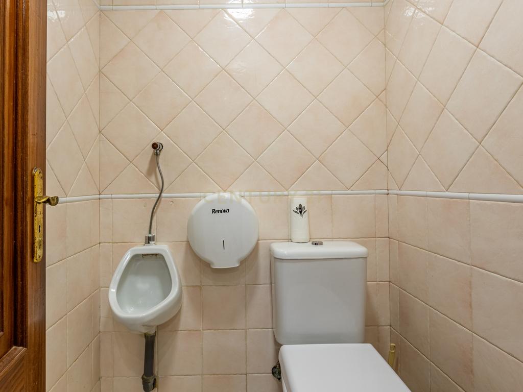 Espaço comercial no centro de Alverca junto às Finanças - Image 20