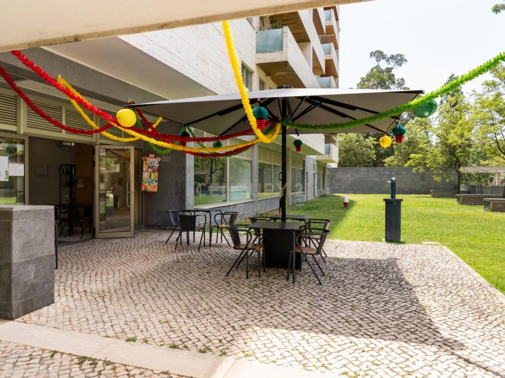 Fantástico T2 Condomínio do Parque das Conchas - Image 73