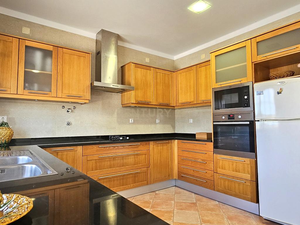 Vila T2+2 em Vendas Novas - Image 11