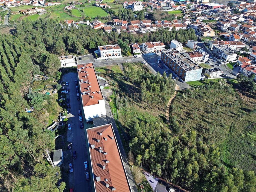 Terreno para construção moradia Bi-Familiar de 4 Pisos - (Alfena) Valongo Lote 22 - Image 10