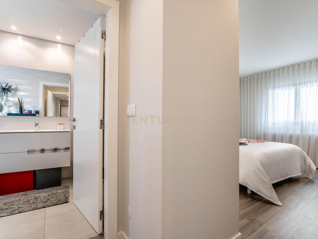 Luxuoso apartamento T2+1 com vista mar - Albufeira - Image 17