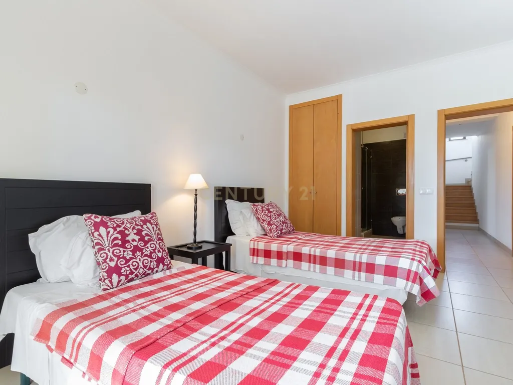 Moradia isolada, T4+1 à venda por 1.197.000€ - Image 17