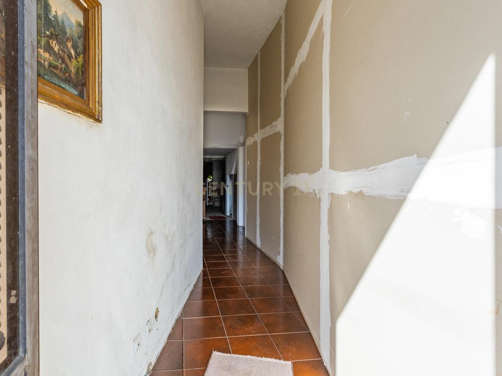 Moradia T3 com espaço comercial em Monfirre, Mafra - Image 12