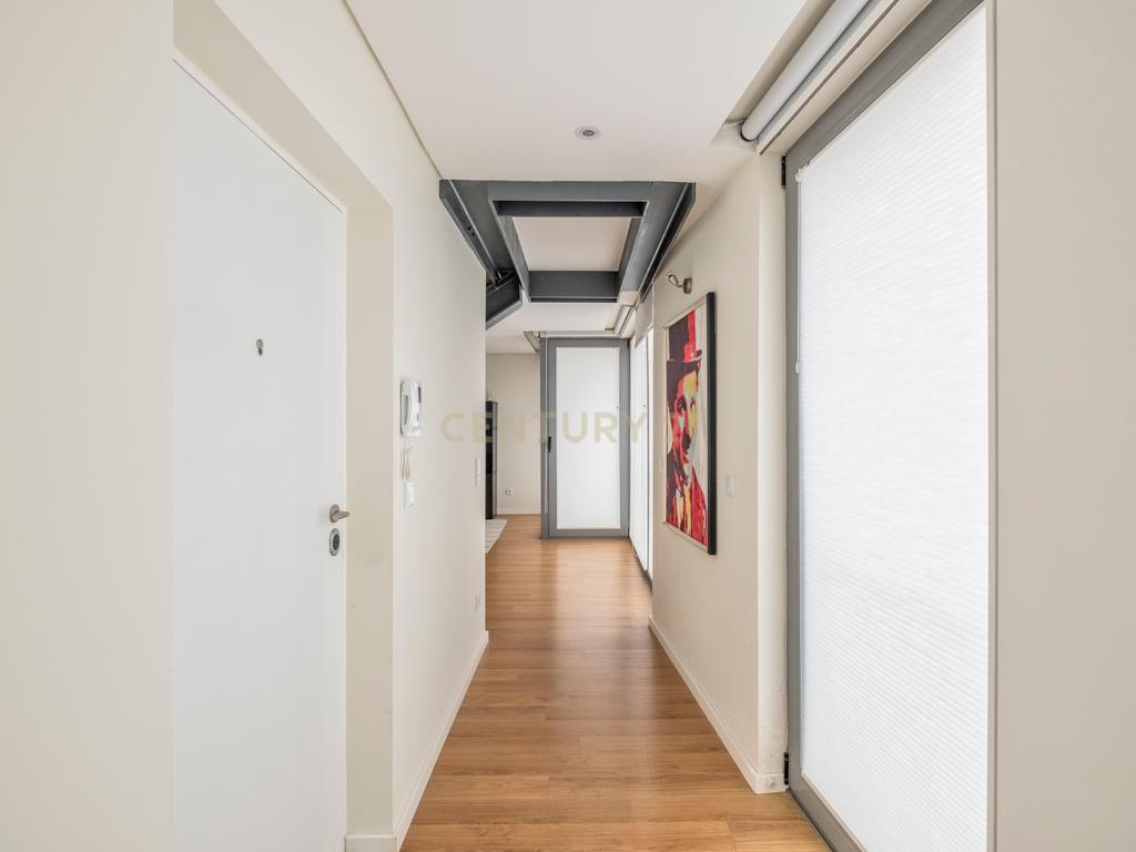 Duplex T3 Centro do Porto - Image 11
