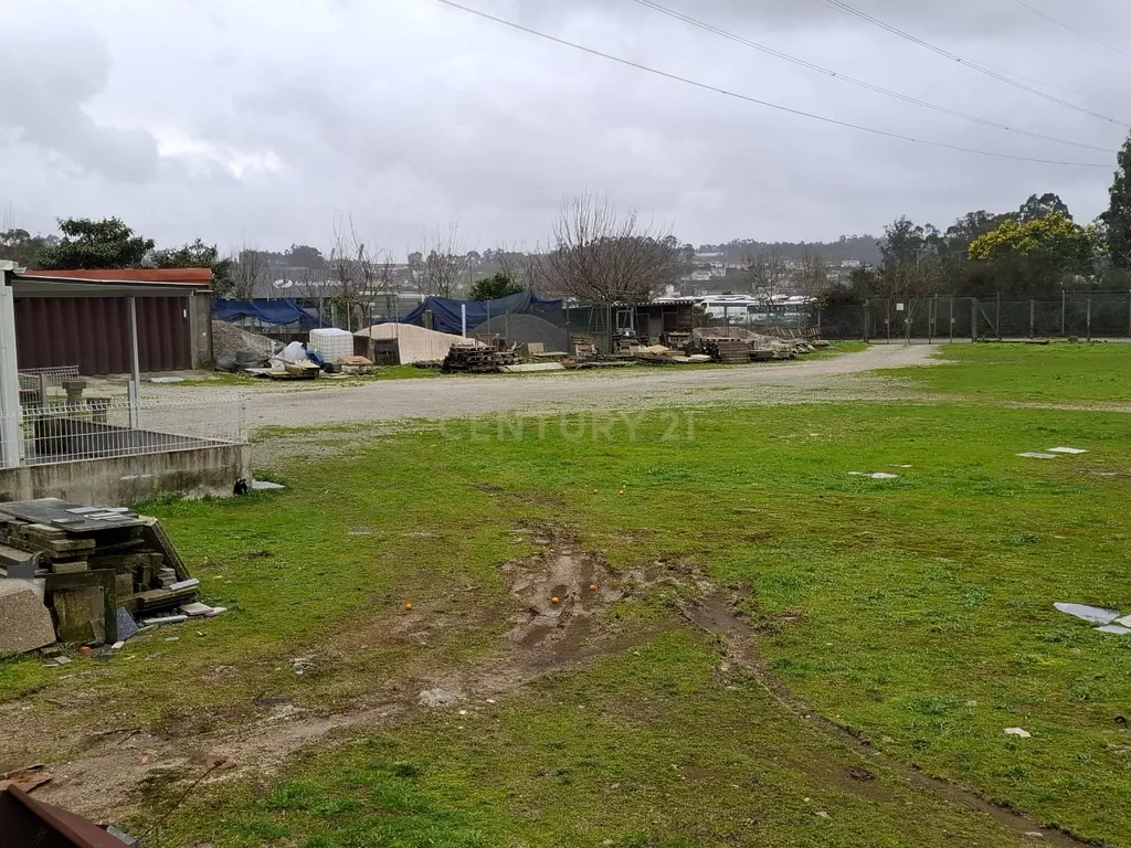 Terreno para Construção, na Via do Poder Local, em Paços de Ferreira - Image 8