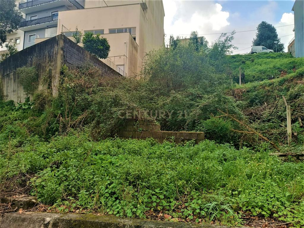 Lote para construção de moradia com 3 frentes perto do Freixo em Valbom, Gondomar, Porto - Image 12