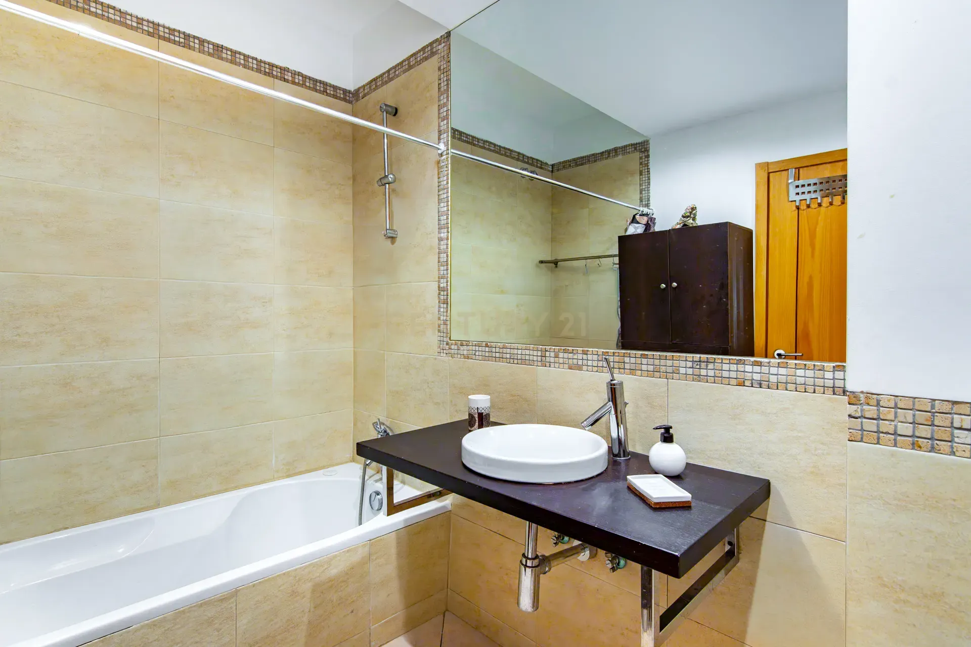 Apartamento T2 com Piscina em Portimão - 270.000€ - Image 23