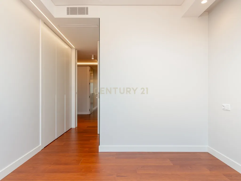 Empreendimento novo 2026, Apartamentos contemporâneos de elevado padrão. - Image 41