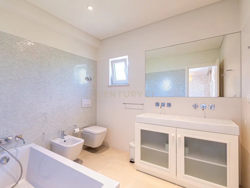 Moradia T5 com piscina em Sesimbra - Image 39