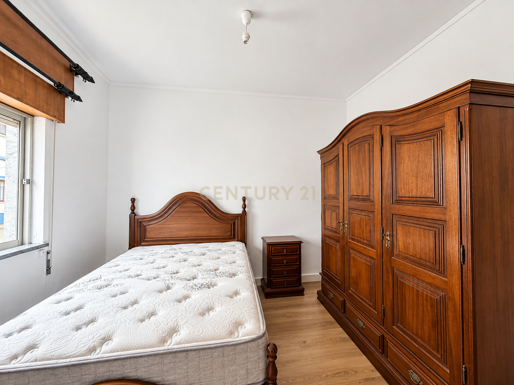 Uma casa com alma portuguesa, espaço exterior e Lagos mesmo ali ao lado. - Image 13