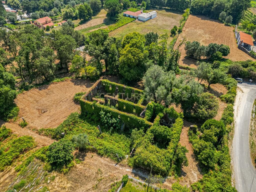  Quinta  para reconstrução , em  Anais, em Ponte de Lima – a vila mais antiga de Portugal. - Image 22
