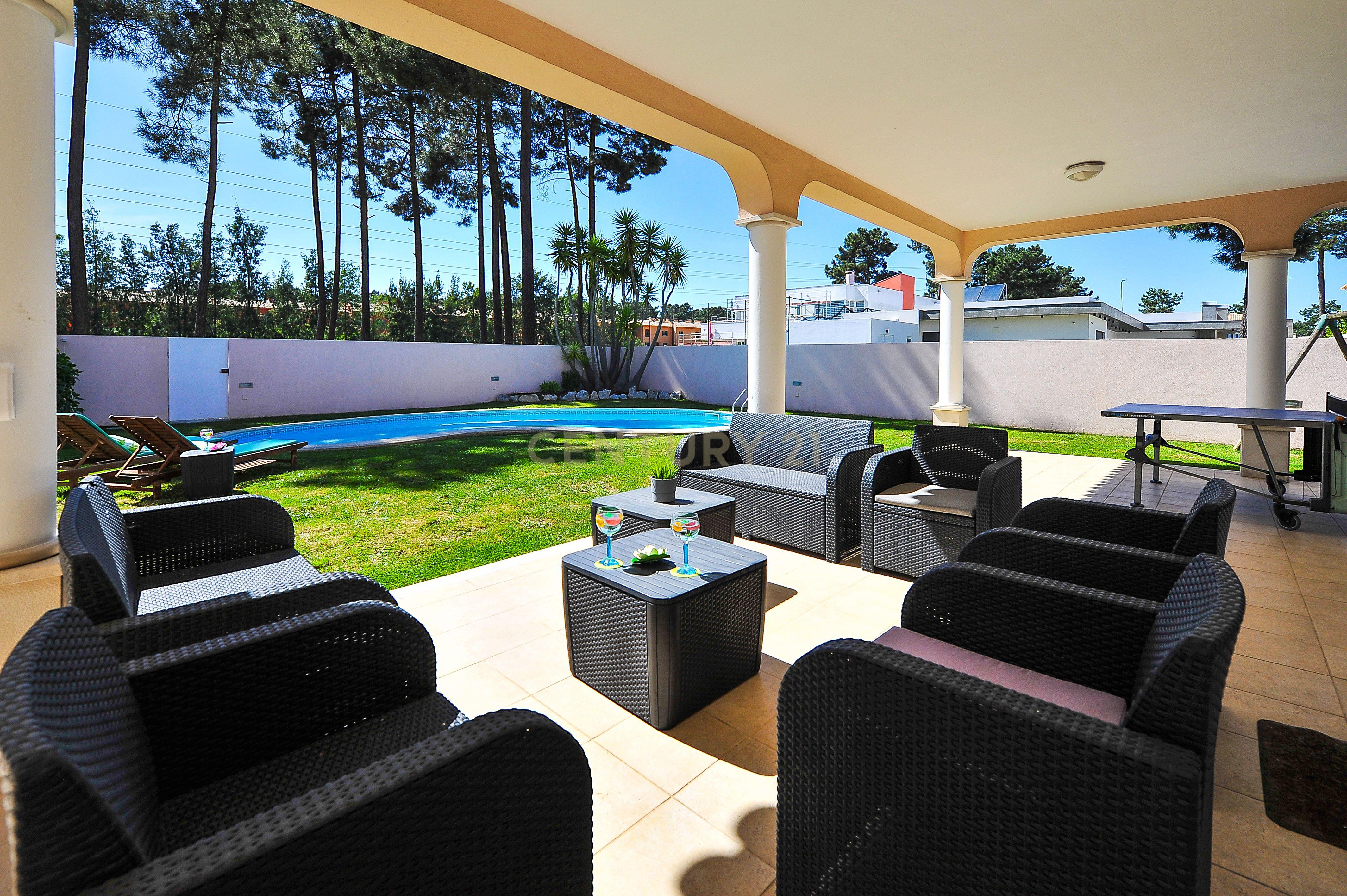 MORADIA T6 - EXELENTE INVESTIMENTO - Image 27