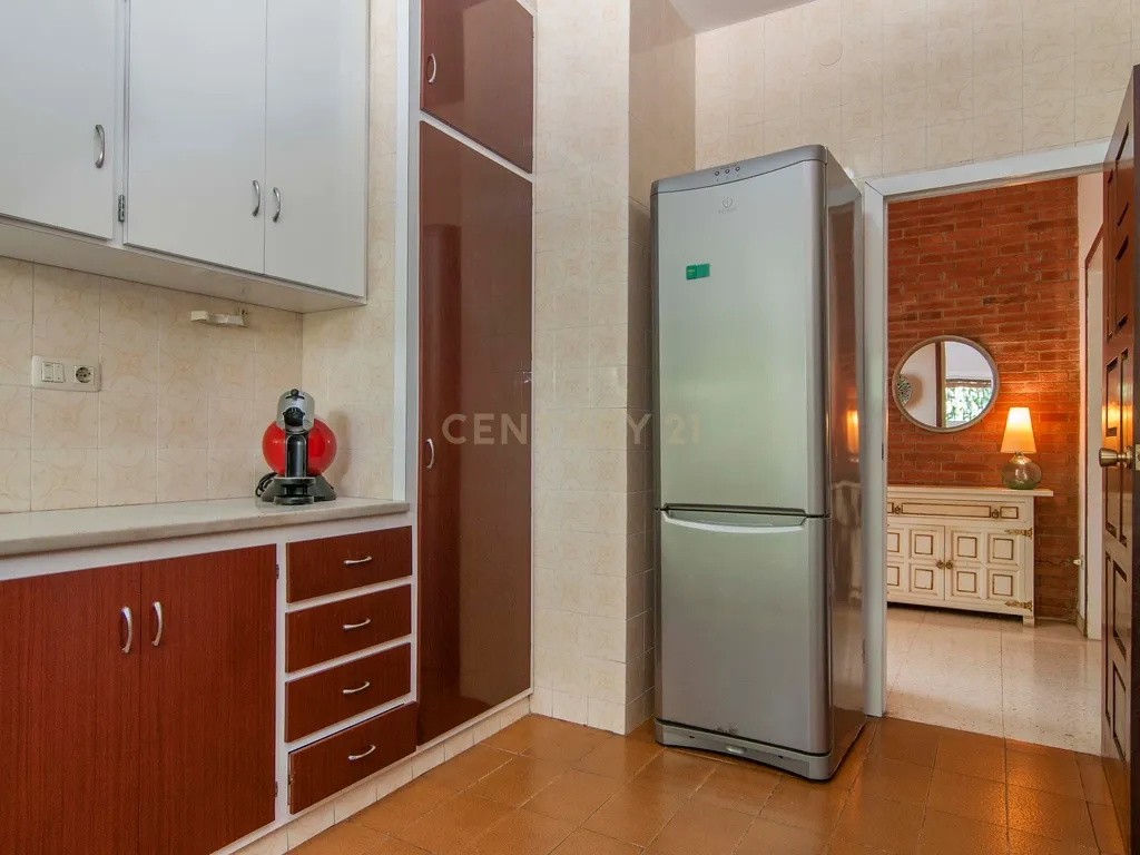 undefined - Image 15