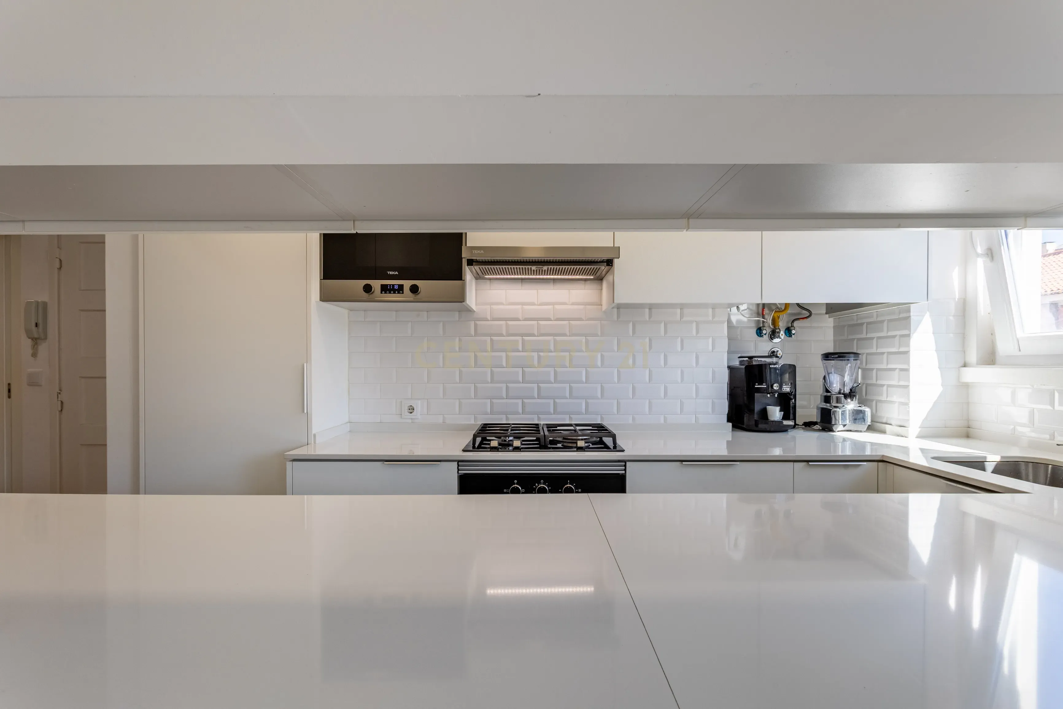 Fotografia 6 de Apartamento T2 transformado em T3 com charme único em Alvalade