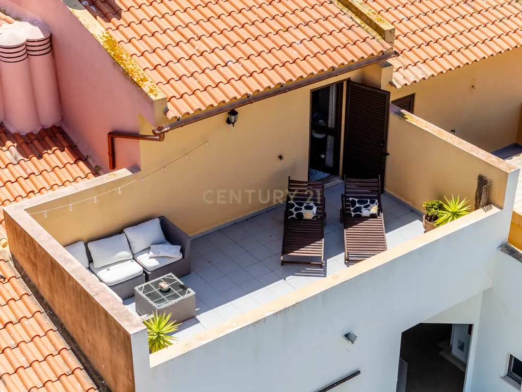 Apartamento com piscina, elevador e vista mar, no centro de Albufeira - Image 19