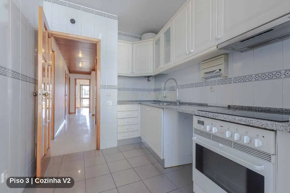 T3+2 Duplex renovado no Carvalhido, Porto | 147 m² - Image 16