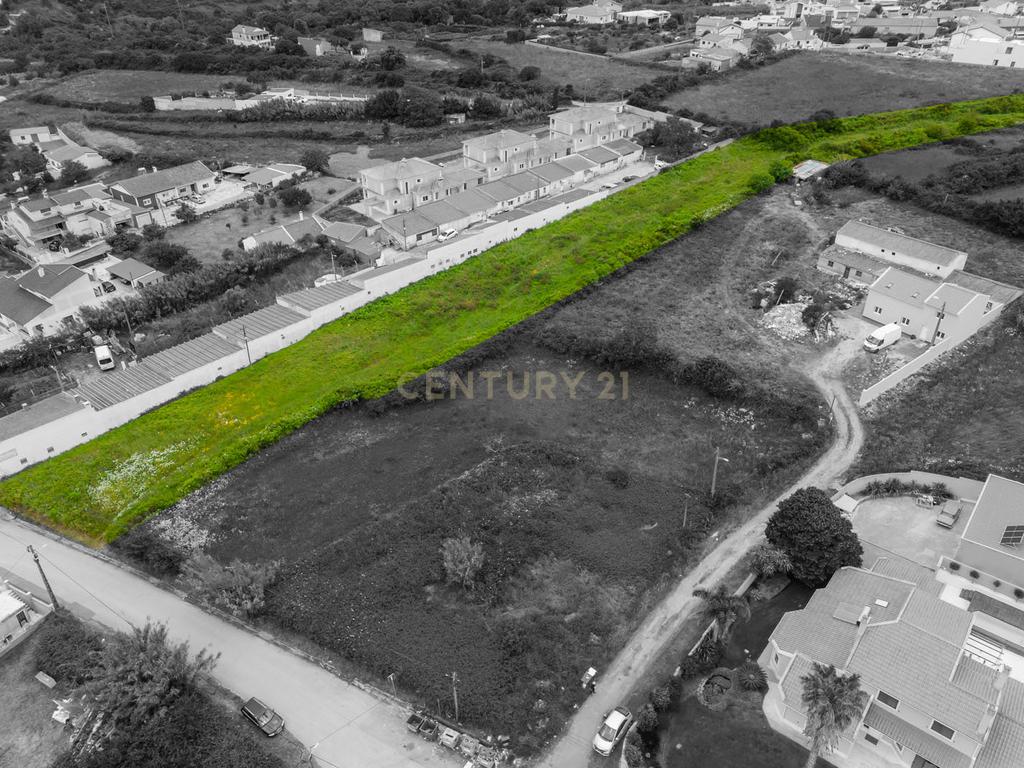 Sintra - Pero Pinheiro, terreno com 5120m2 com viabilidade de construção habitação - Image 2