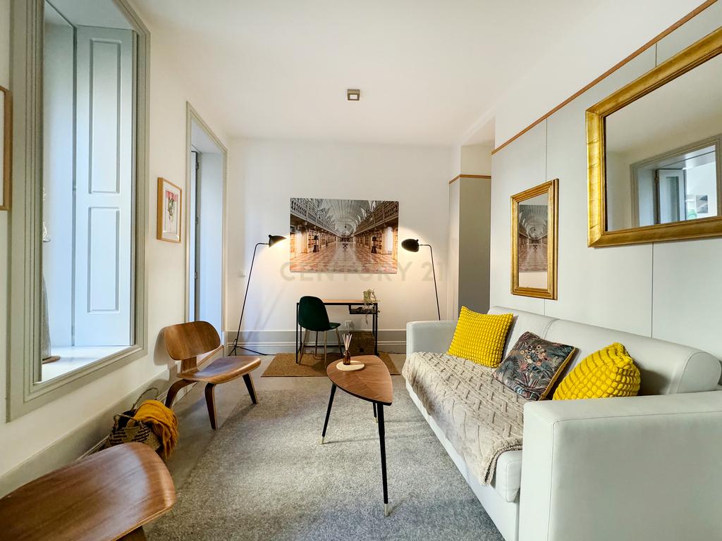 Apartamento T1 no Coração do Porto - Cedofeita para Arrendar - Image 8