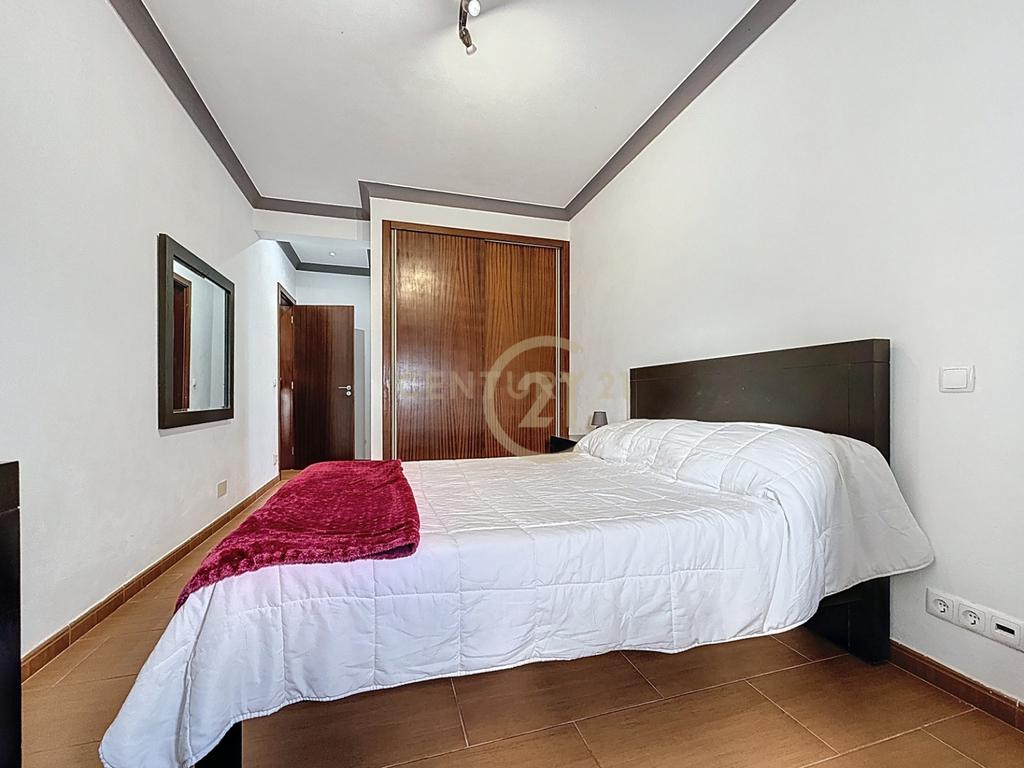 Excelente moradia T2 com garagem em Ribeirinha - Image 6