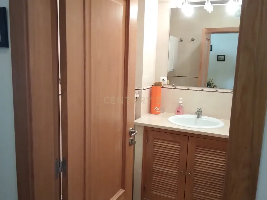 Apartamento T3 em Almancil, condomínio com Piscina, Jardim e Garagem - Image 19