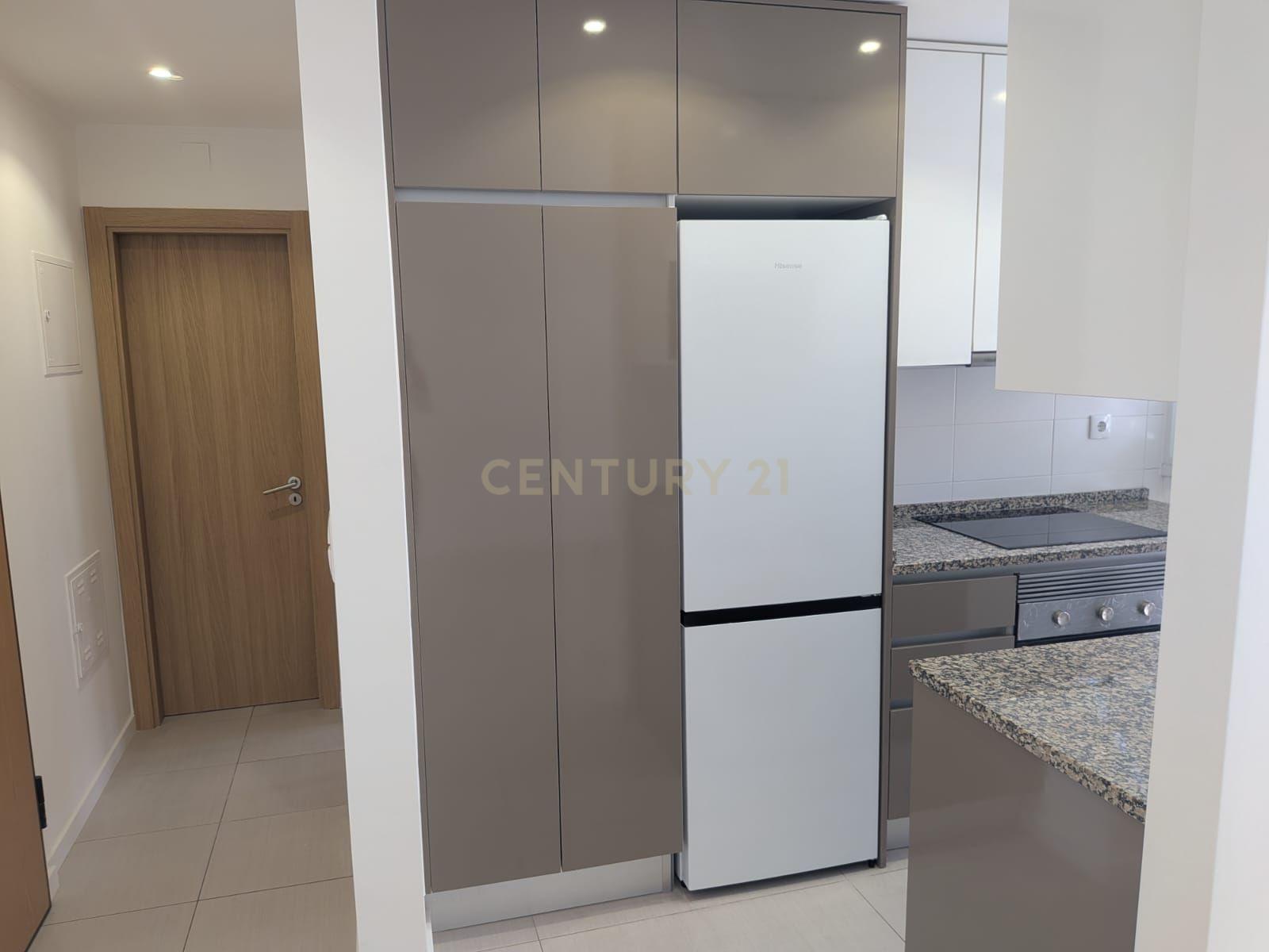 Fotografia 3 de Apartamento T1 Remodelado no Centro da Amadora